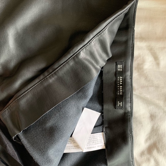 Zara Leather Skirt - Picture 3 of 4